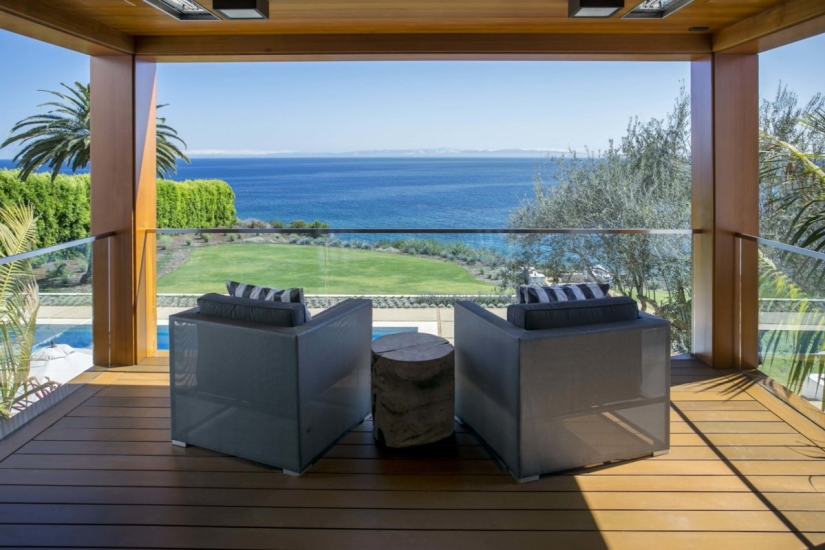 Former Apple exec sells amazing &#39;smart home&#39; for $35 million