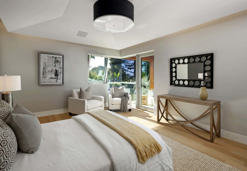 Former Apple exec sells amazing &#39;smart home&#39; for $35 million