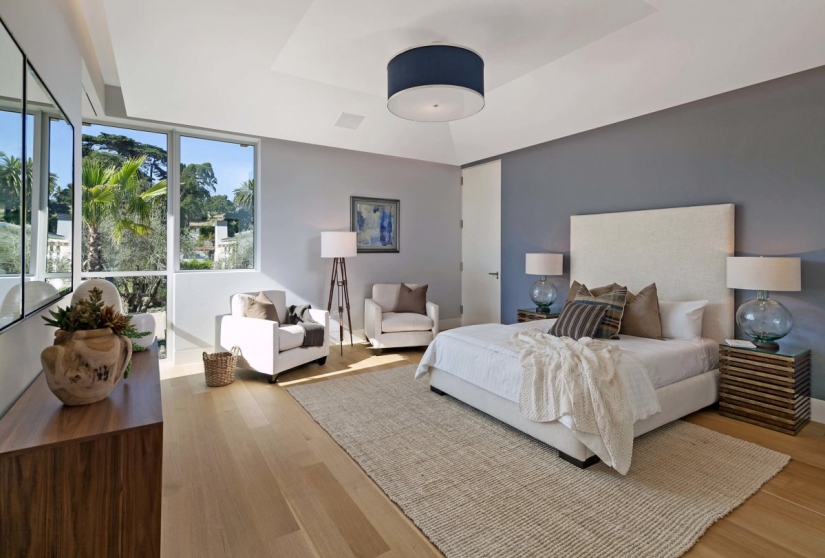 Former Apple exec sells amazing &#39;smart home&#39; for $35 million