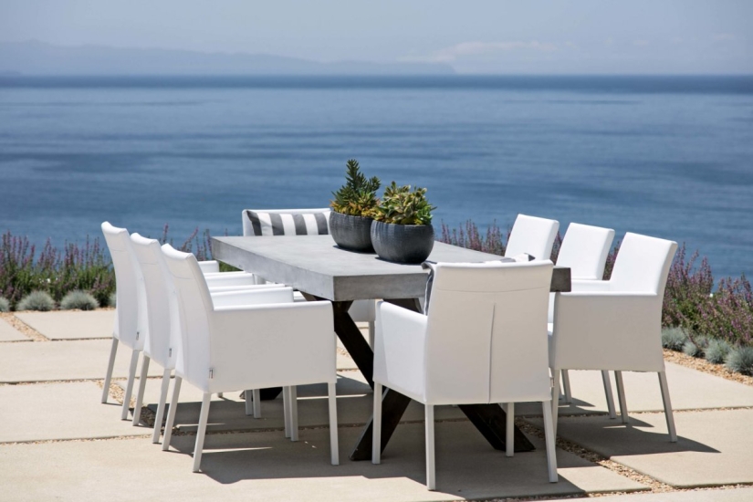 Former Apple exec sells amazing &#39;smart home&#39; for $35 million