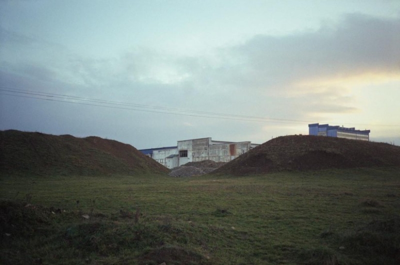 Fotógrafo muestra cómo se está muriendo su ciudad natal en Transilvania Fotógrafo muestra cómo se está muriendo su ciudad natal en Transilvania