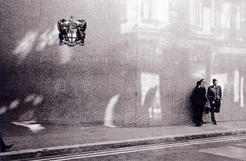 Foto de la rara edición de Ian Berry &quot;The English&quot;