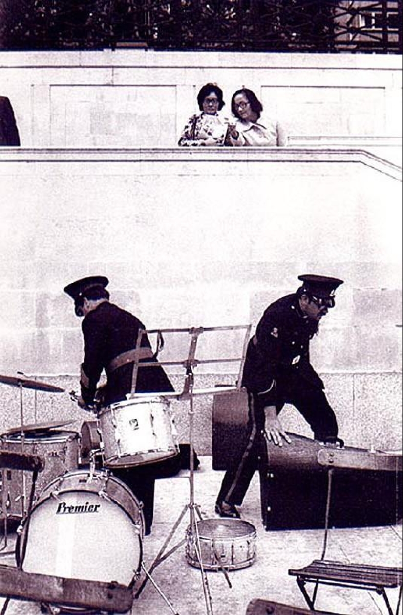 Foto de la rara edición de Ian Berry &quot;The English&quot;