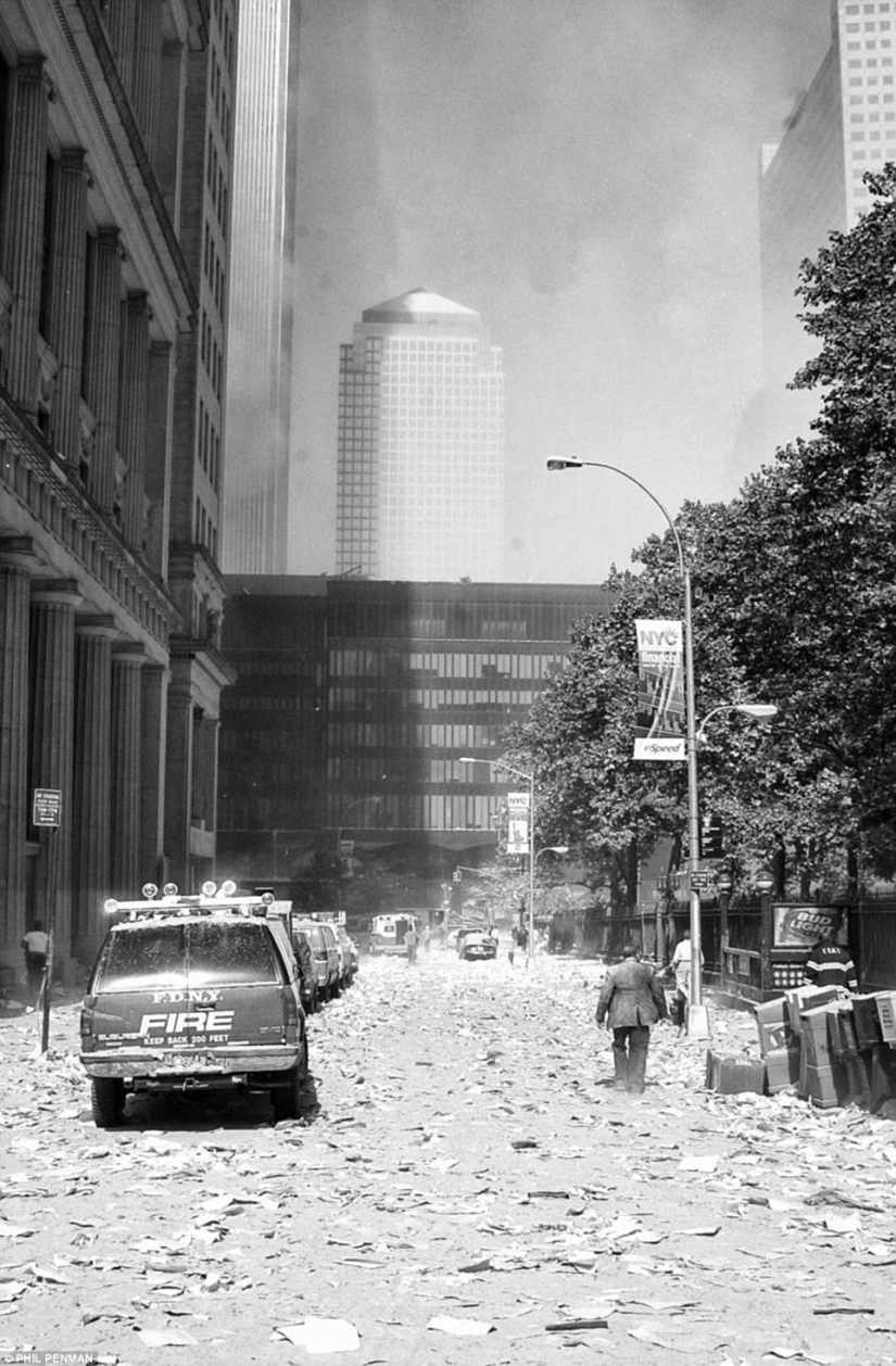 Fotos del británico Phil Penman, quien estuvo en la escena del ataque terrorista del 9/11