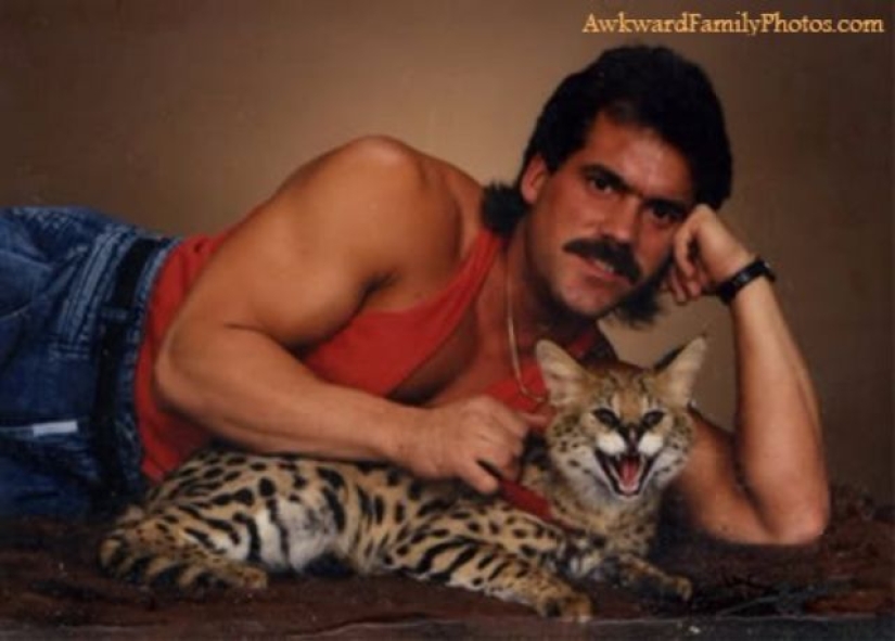 Fotos familiares muy extrañas con mascotas