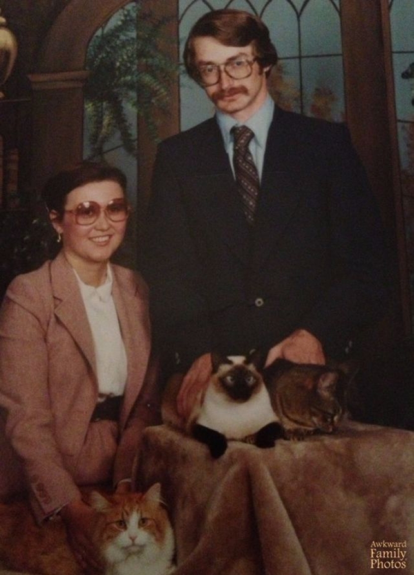 Fotos familiares muy extrañas con mascotas