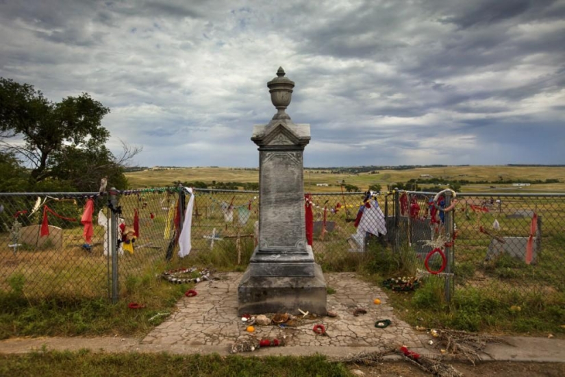 Fotos surrealistas de la vida de los indios Oglala Lakota modernos Fotos surrealistas de la vida de los indios Oglala Lakota modernos