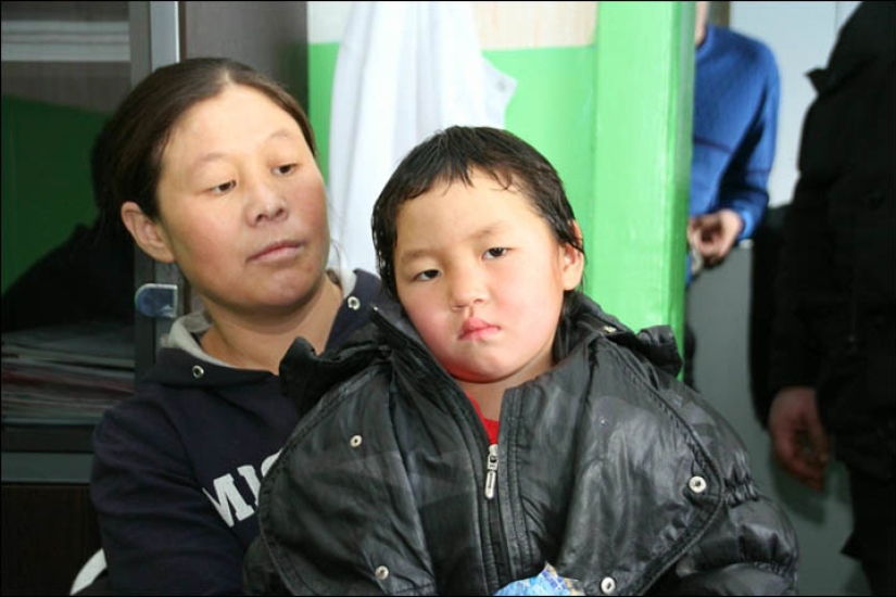 Four-year-old Tuvinka walked for six hours through the taiga in -34 to call for help Four-year-old Tuvinka walked for six hours through the taiga in -34 to call for help