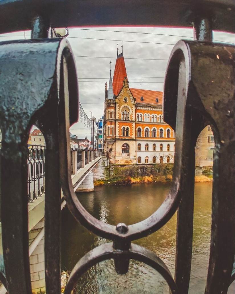 “Framed Moments”: 14 Photos That I Took “Framed Moments”: 14 Photos That I Took