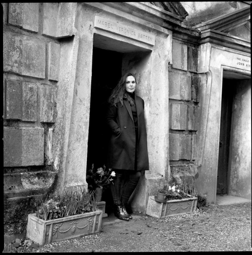 Friends of the dead, or Who you just won't meet in London cemeteries Friends of the dead, or Who you just won't meet in London cemeteries