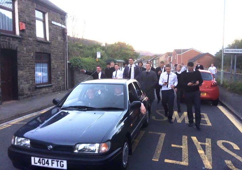 Friends staged a fake funeral for a guy who spent all his time with his girlfriend