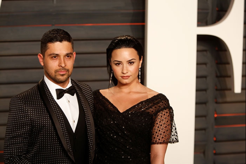 From Elvis Presley To Brad Pitt, Here Are 12 Male Celebs Who Have Dated Teenage Girls