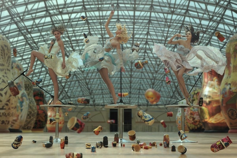 Frozen movement in the photographs of Ravshania Azule