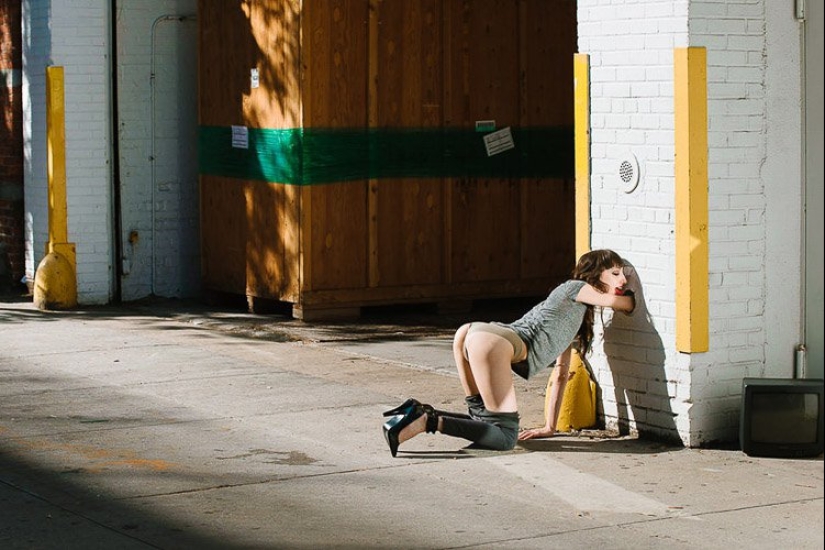 "Fucking New York": hermosas chicas desnudas haciendo el amor con la ciudad "Fucking New York": hermosas chicas desnudas haciendo el amor con la ciudad