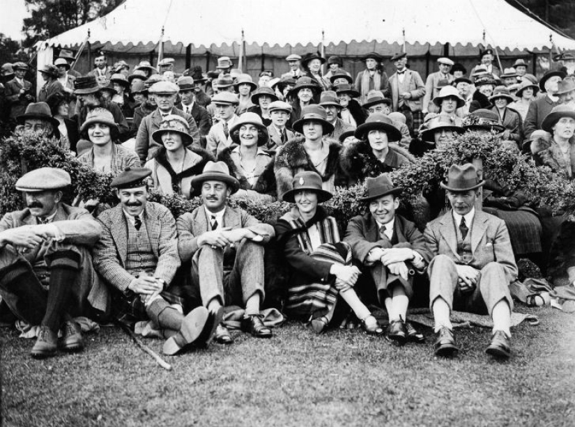 Fuerza, Coraje y Faldas Voladoras - Highland Games en Escocia Fuerza, Coraje y Faldas Voladoras - Highland Games en Escocia