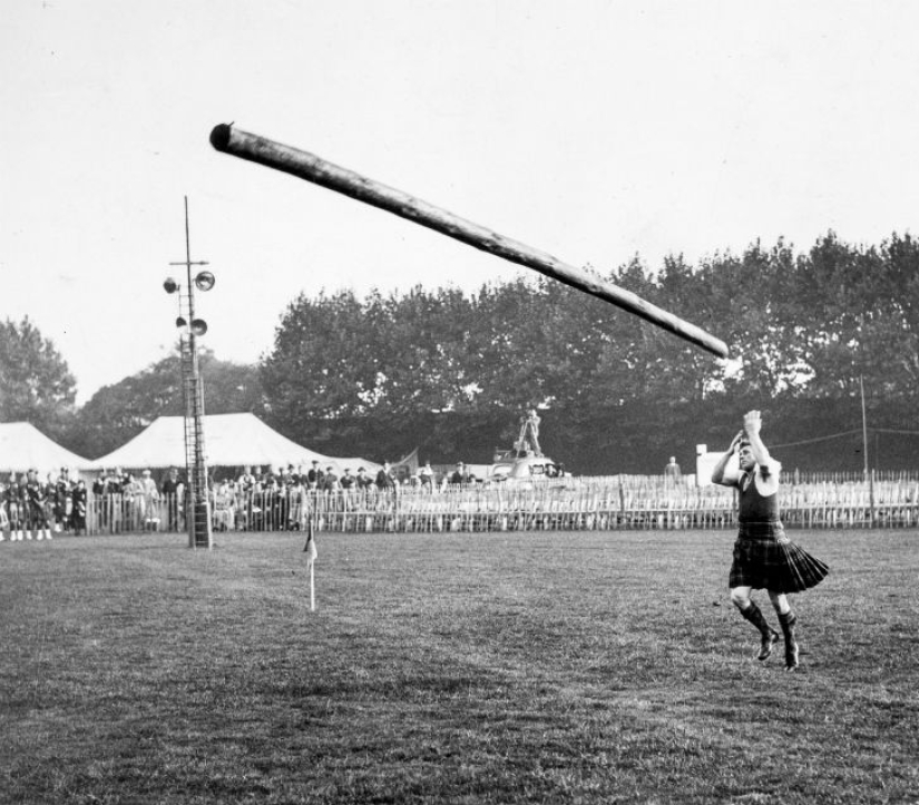 Fuerza, Coraje y Faldas Voladoras - Highland Games en Escocia Fuerza, Coraje y Faldas Voladoras - Highland Games en Escocia