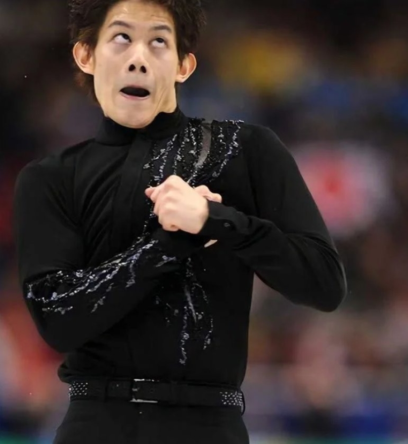 Funny facial expressions: 10 heroic photos of skaters from the competition