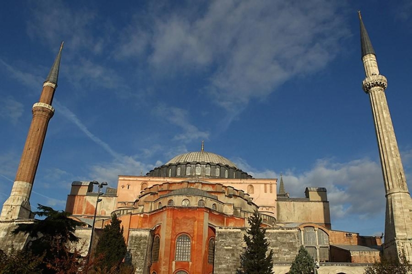 Furry owner of Hagia Sophia