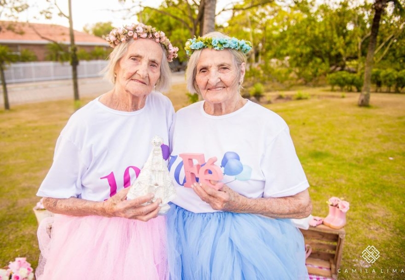Gemelos de Brasil celebran su 100 aniversario con una alegre sesión de fotos