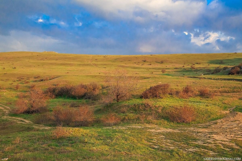 General's beaches of the Kerch Peninsula