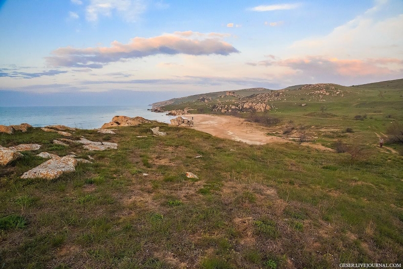 General's beaches of the Kerch Peninsula