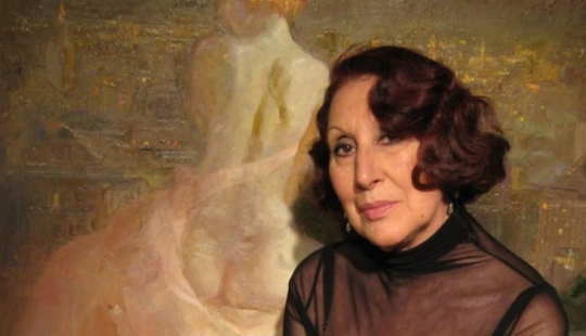 Gentle provocateur Emilia Castaneda Martinez and her erotic pictures