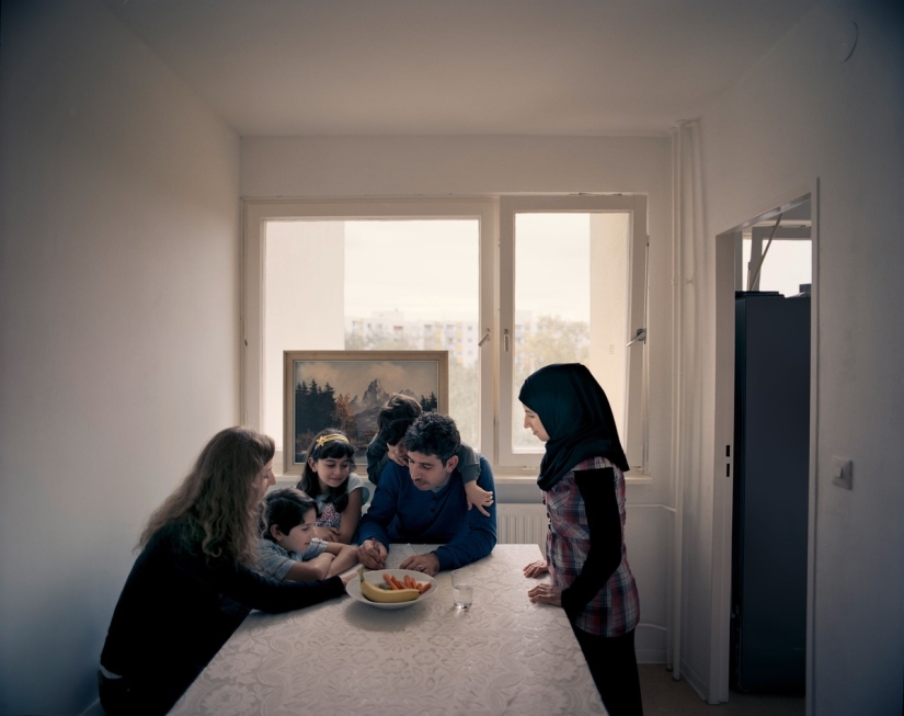 German families open their doors and hearts to refugees
