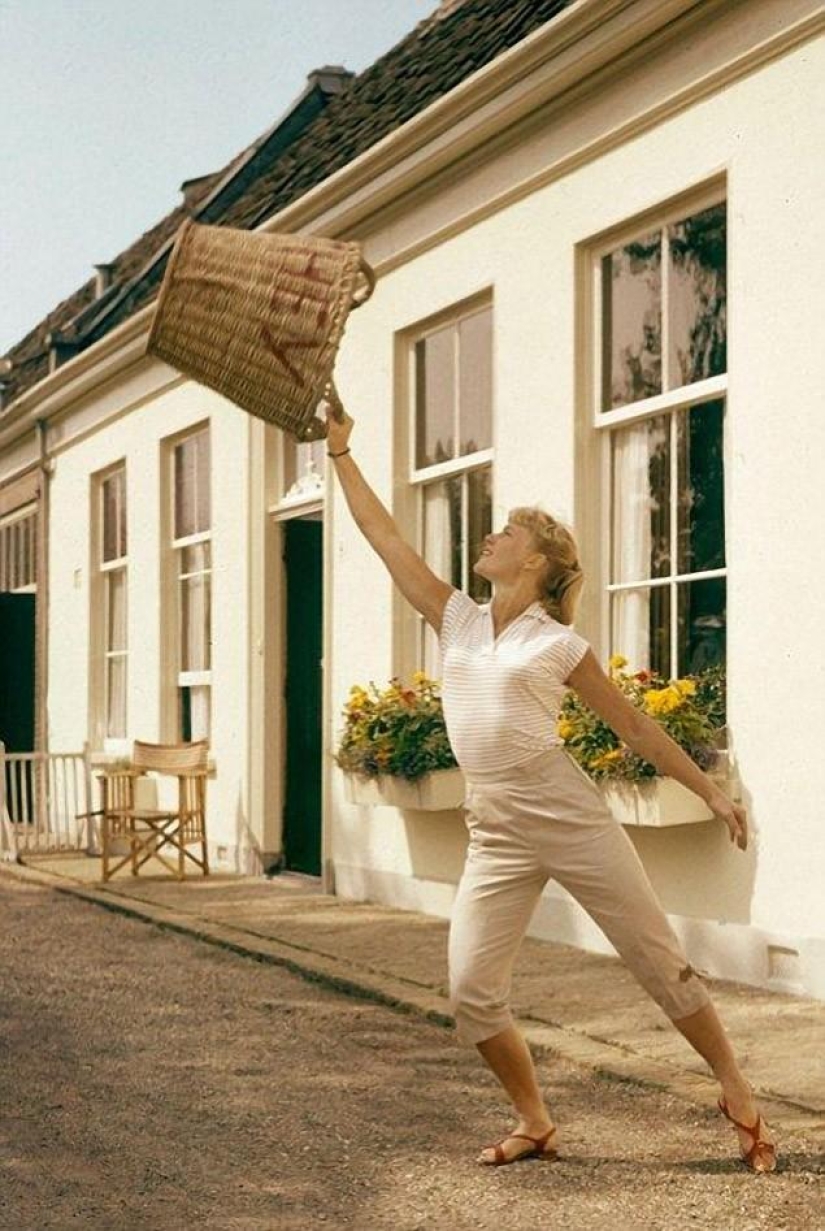 Gimnasia para amas de casa sin salir de la rutina diaria Gimnasia para amas de casa sin salir de la rutina diaria