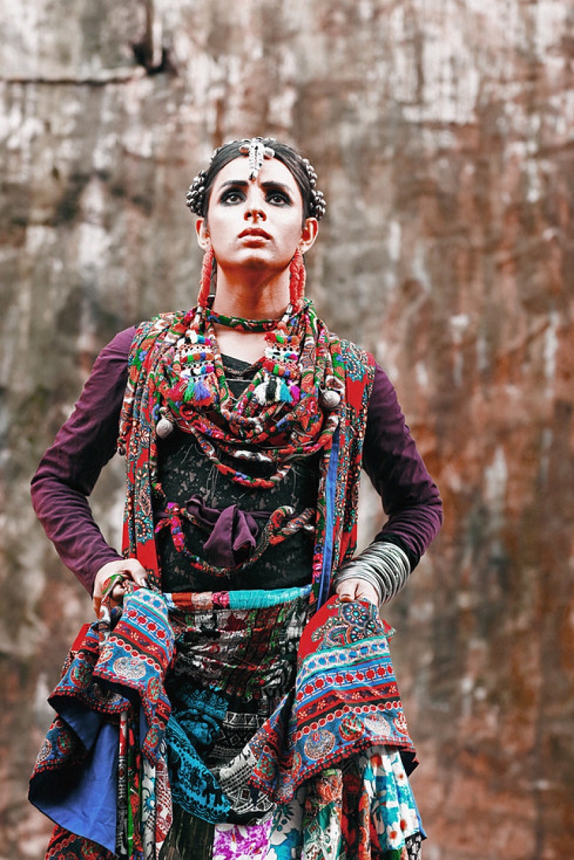 Glamorosa sesión de fotos de la primera modelo trans en Pakistán