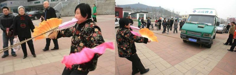 Grandmothers with gunpowder in powder flasks Grandmothers with gunpowder in powder flasks