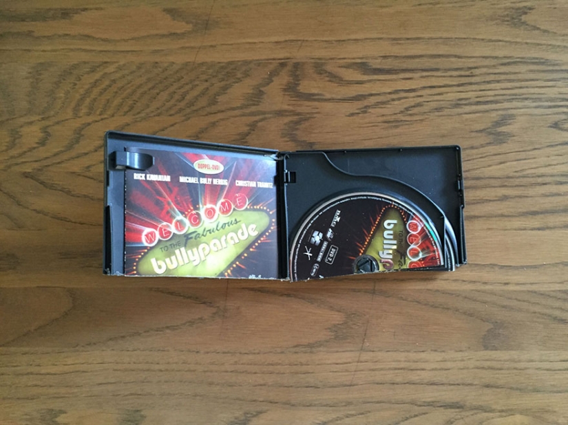 Half for the former second half Half for the former second half