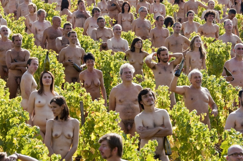Hambruna: Spencer Tunick volverá a desnudar a todos Hambruna: Spencer Tunick volverá a desnudar a todos