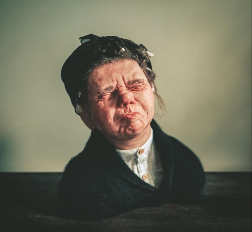 Have A Look At These Realistic Sculptures Of Women