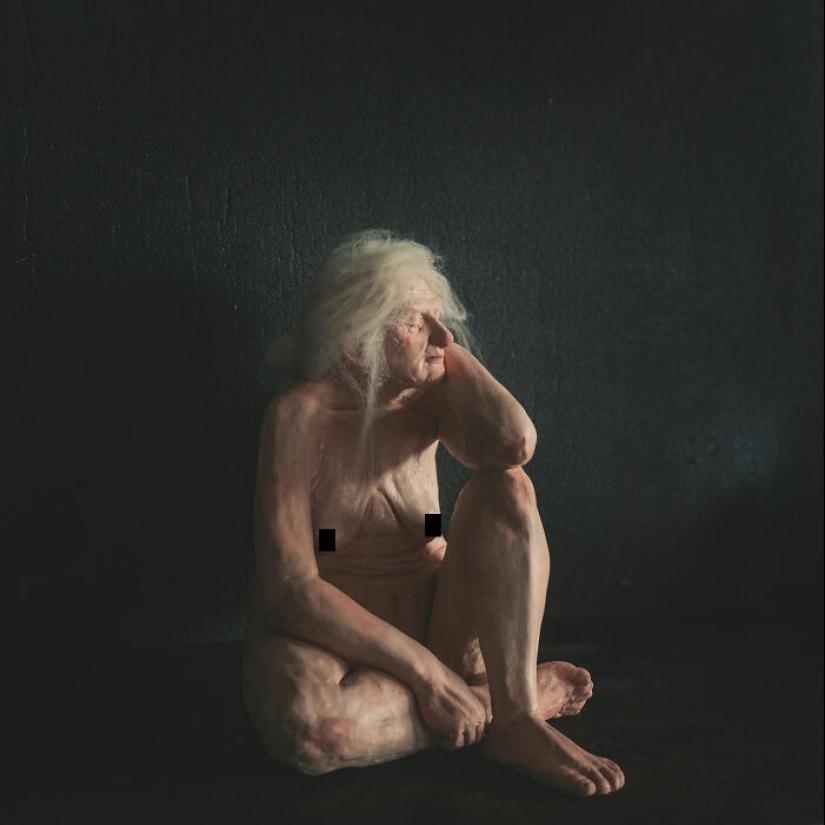 Have A Look At These Realistic Sculptures Of Women