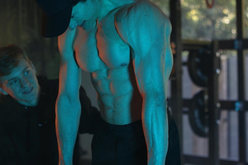 Healthy lifestyle at the maximum: A rich biohacker spends millions for the sake of eternal youth