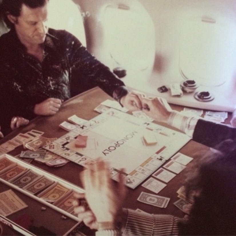 Hefstagram - el retro-instagram del principal playboy del planeta