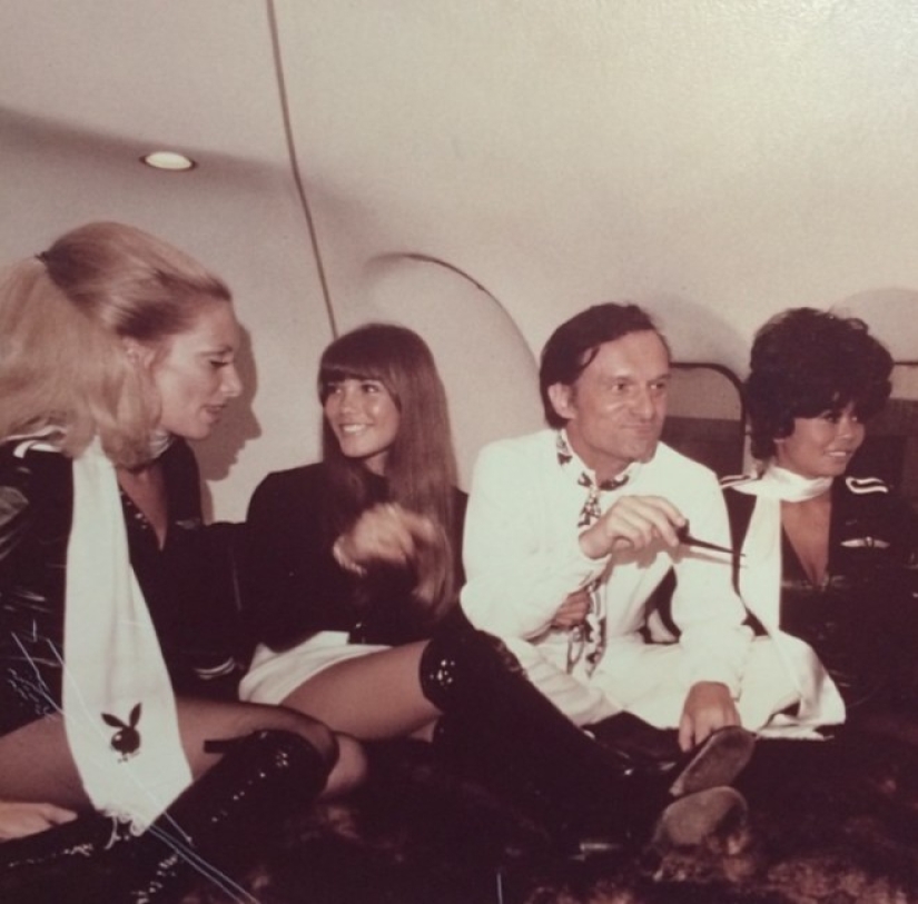 Hefstagram - the retro-instagram of the main playboy of the planet