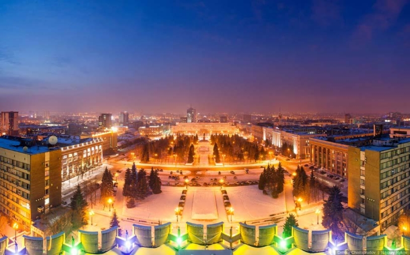 Here it is, Chelyabinsk! Here it is, Chelyabinsk!