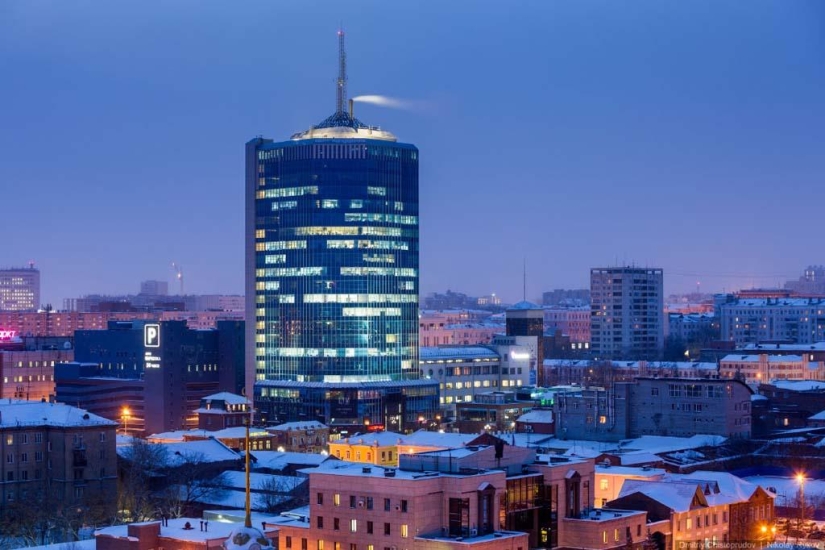 Here it is, Chelyabinsk! Here it is, Chelyabinsk!