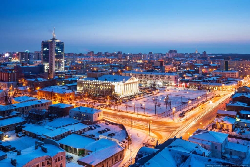 Here it is, Chelyabinsk! Here it is, Chelyabinsk!