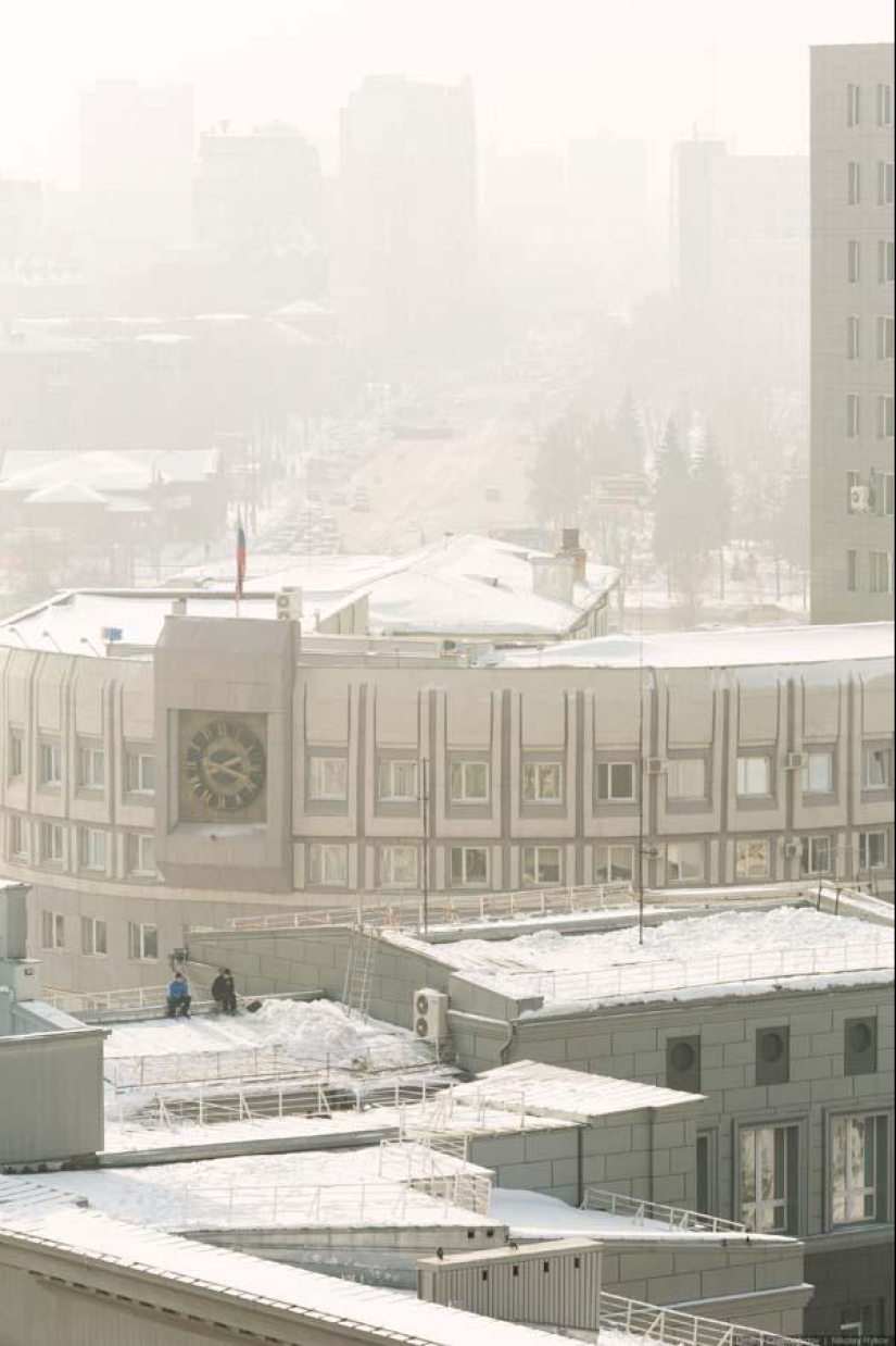 Here it is, Chelyabinsk! Here it is, Chelyabinsk!