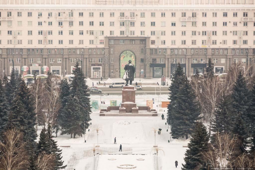 Here it is, Chelyabinsk! Here it is, Chelyabinsk!