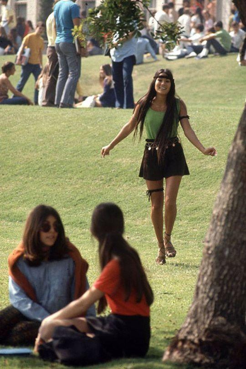 High school girls, 1969 High school girls, 1969