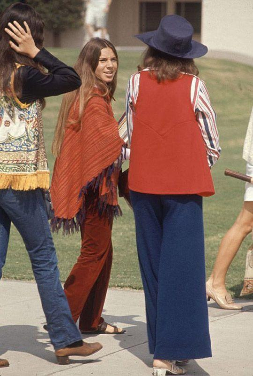 High school girls, 1969 High school girls, 1969