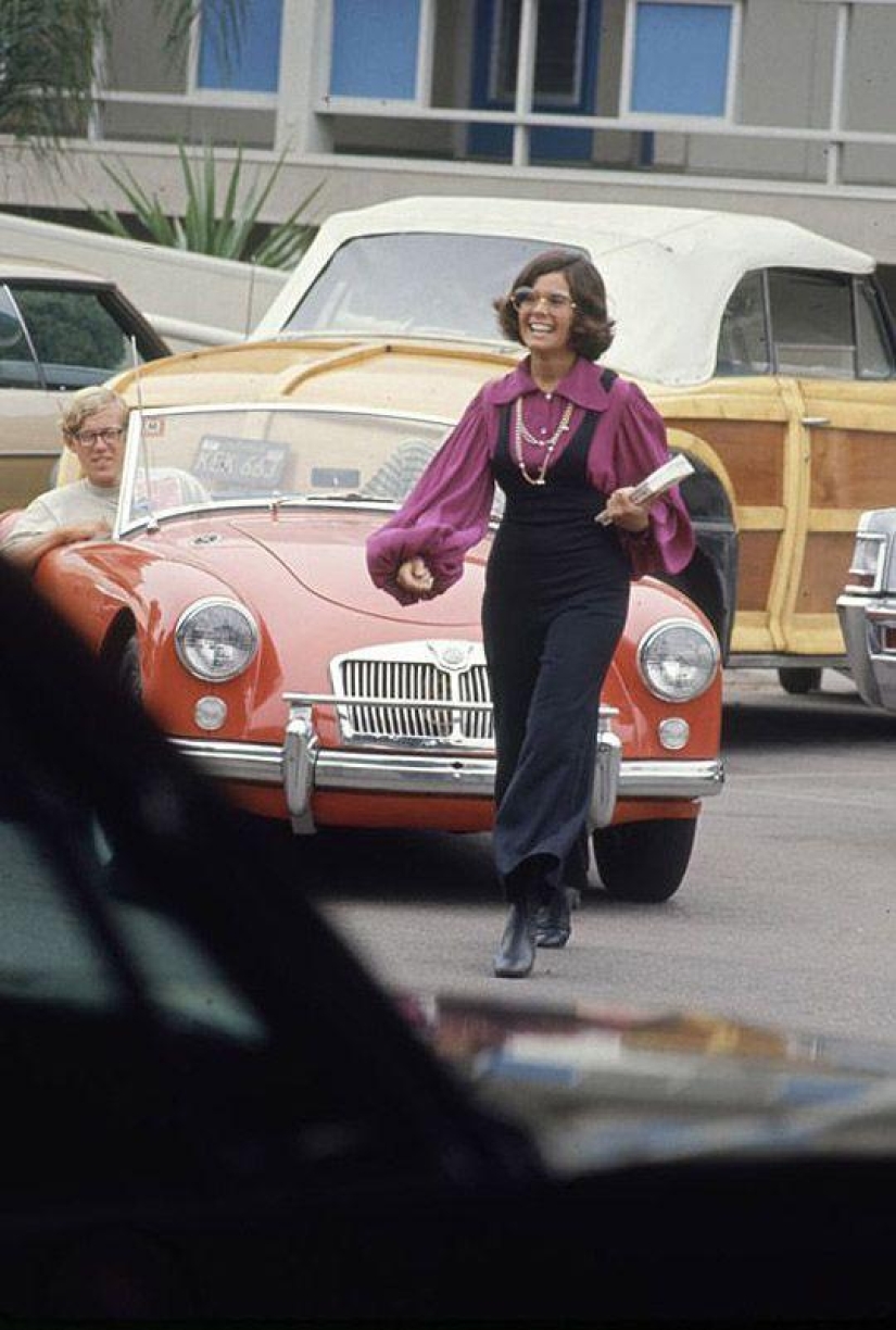 High school girls, 1969 High school girls, 1969