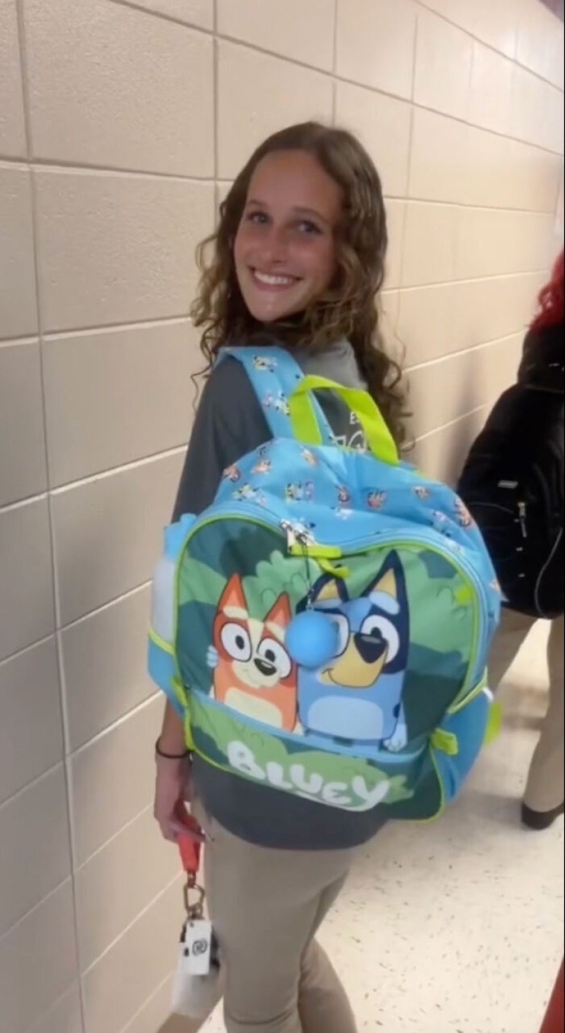 High School Seniors Are Rocking Kindergarten Backpacks To School