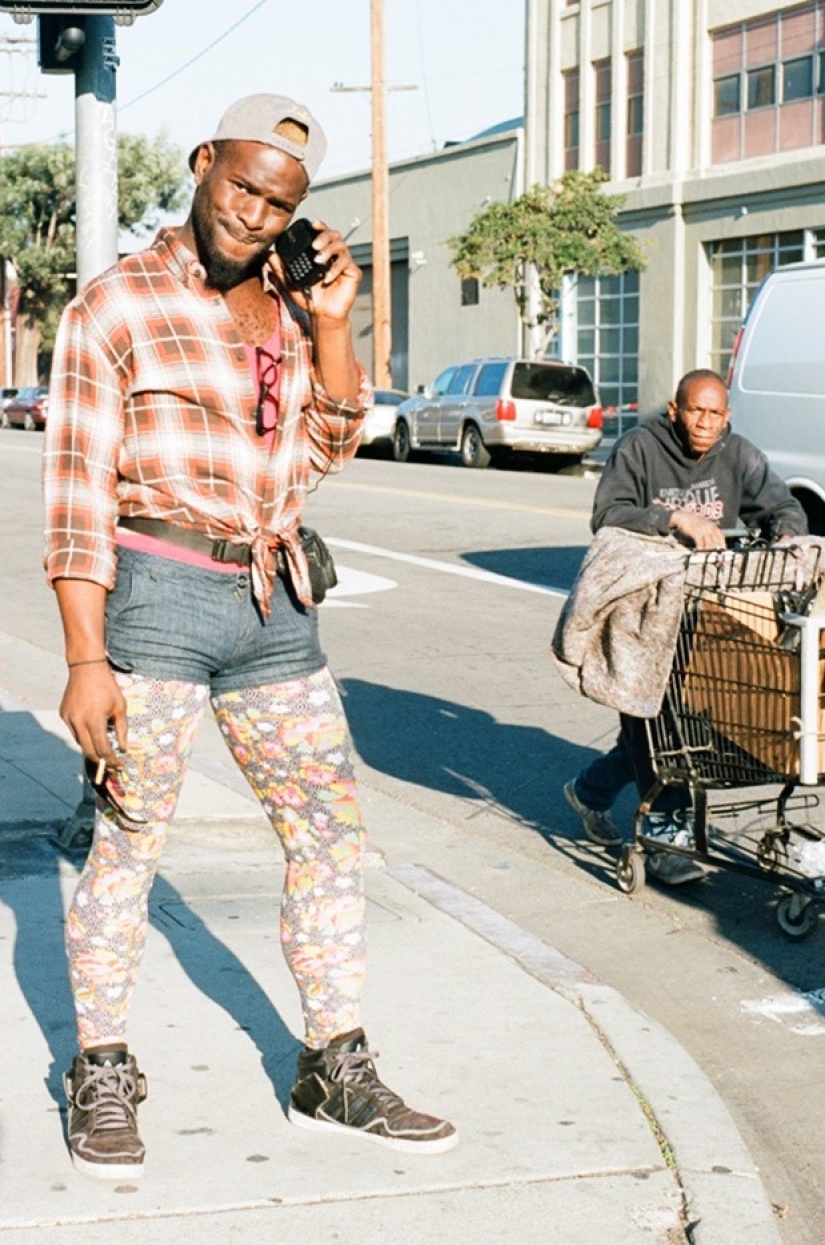 Hipsters are resting - in the frame are inhabitants of the outskirts, unmercenaries and homeless people Hipsters are resting - in the frame are inhabitants of the outskirts, unmercenaries and homeless people