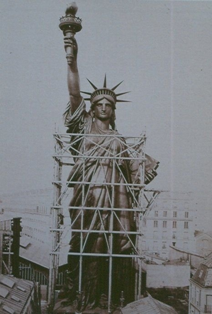 Historical images from different parts of the world that evoke a variety of emotions