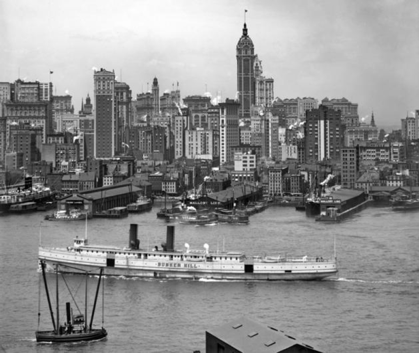 Historical moments in old photographs