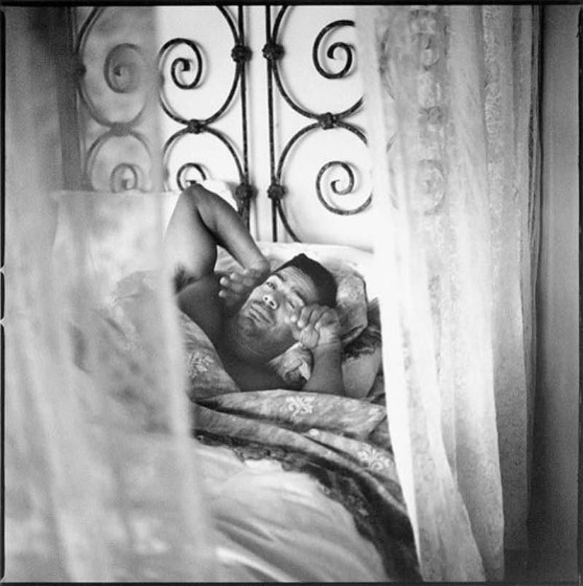 Hombres temprano en la mañana Hombres temprano en la mañana